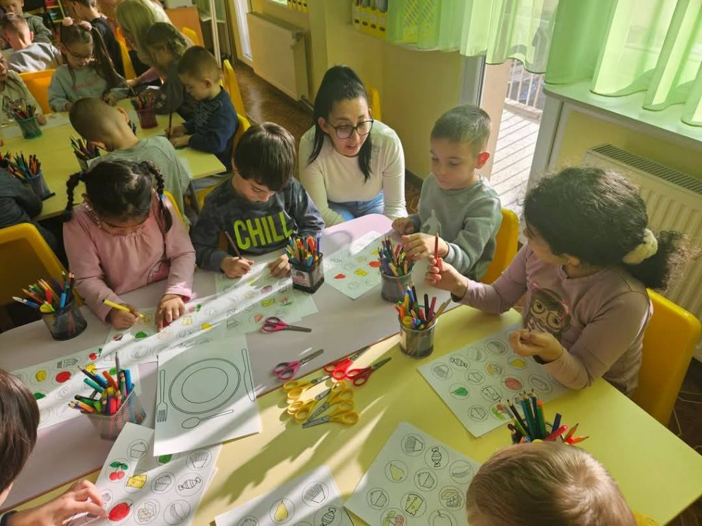 "Нарисувай здравето" - дейност по НП "Хубаво е в детската градина" 3