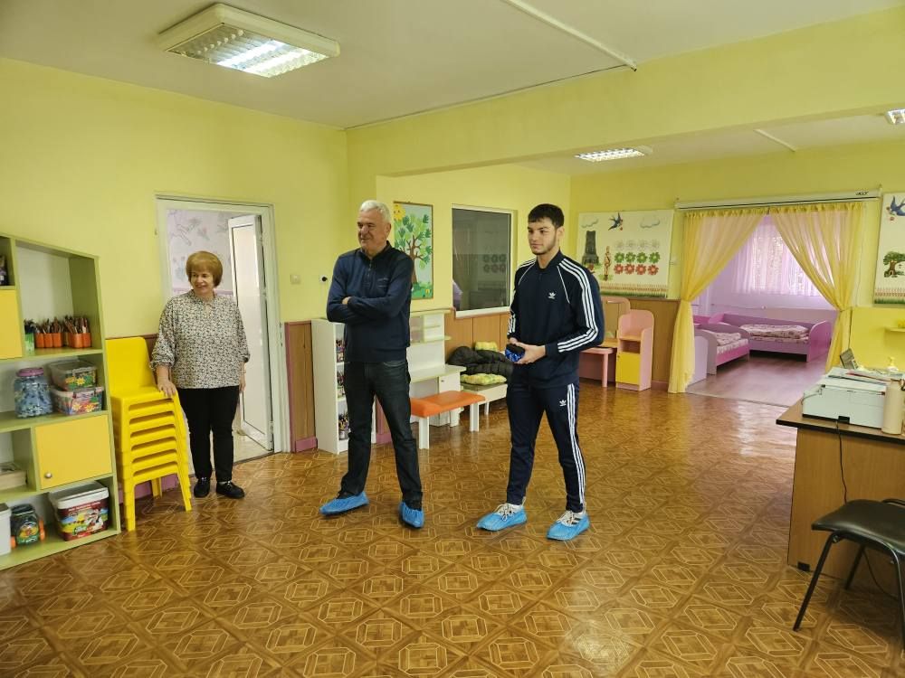 "Среща с изявени спортисти" - дейност по НП "Хубаво е в детската градина" 9