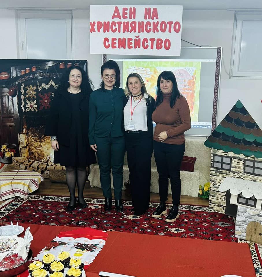 Кулинарна изложба - Там, където обичта не свършва - ДГ Пролет - Сандански