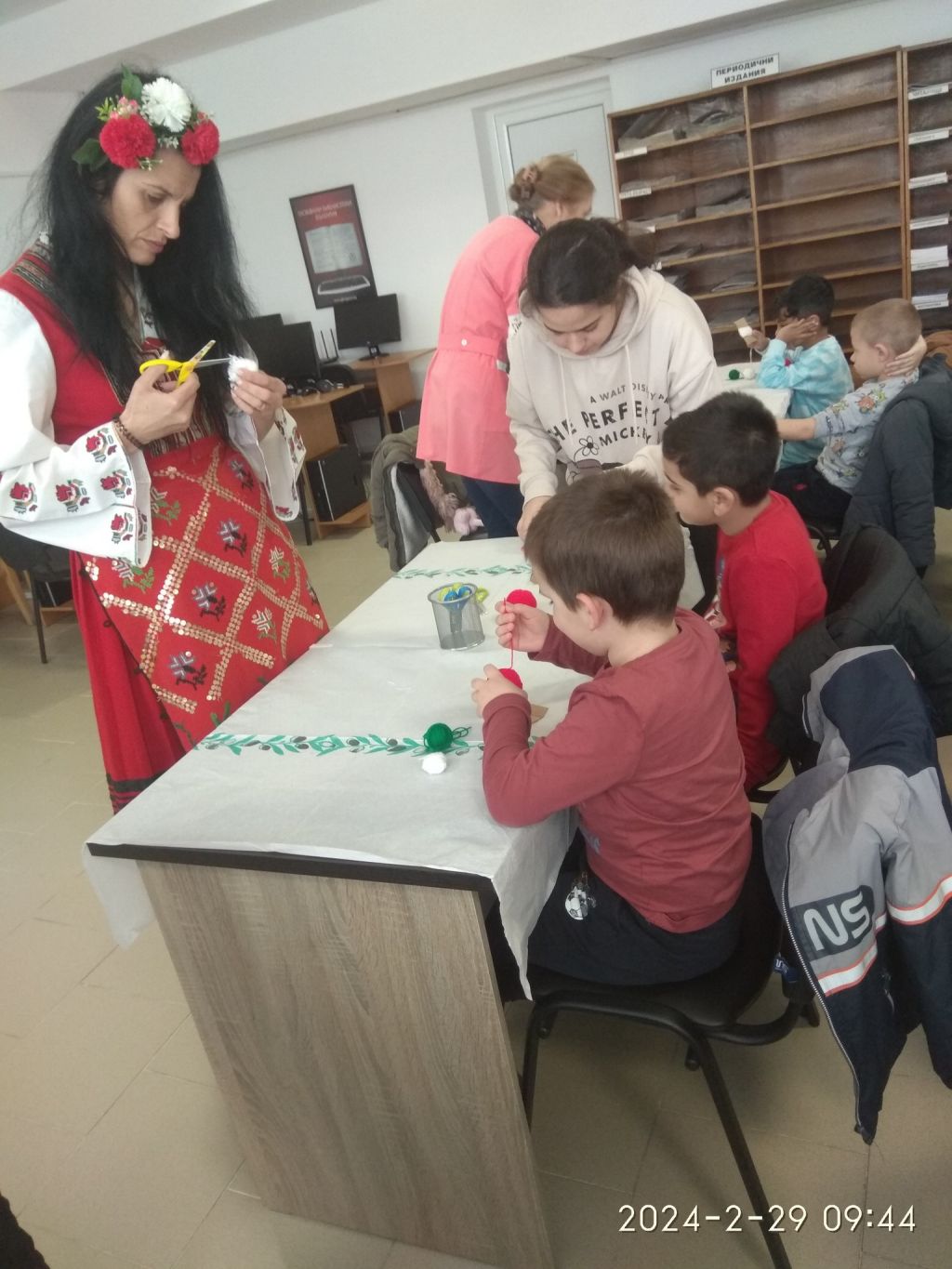 Мартенска работилничка в Читалищна библиотека "Петър Караангов" - ДГ Пролет - Сандански