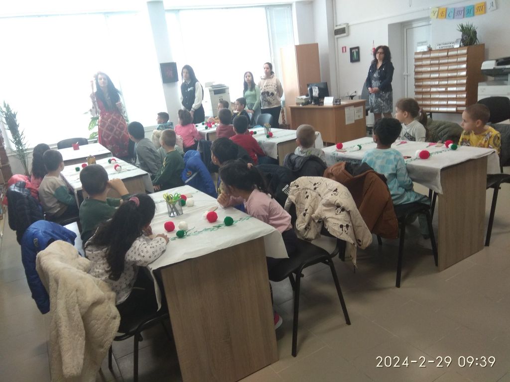 Мартенска работилничка в Читалищна библиотека "Петър Караангов" - ДГ Пролет - Сандански
